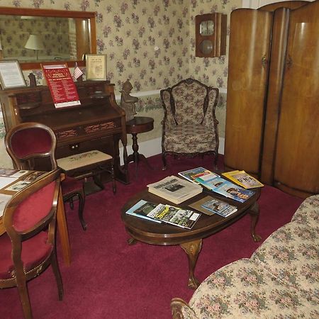 Edith Palmer'S Country Inn, Historical Bed & Breakfast Virginia City Dış mekan fotoğraf