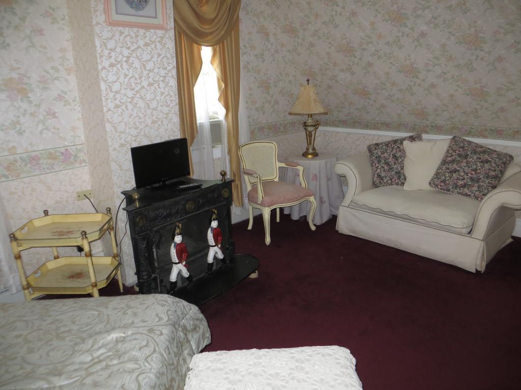 Edith Palmer'S Country Inn, Historical Bed & Breakfast Virginia City Dış mekan fotoğraf