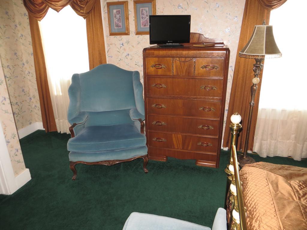 Edith Palmer'S Country Inn, Historical Bed & Breakfast Virginia City Dış mekan fotoğraf