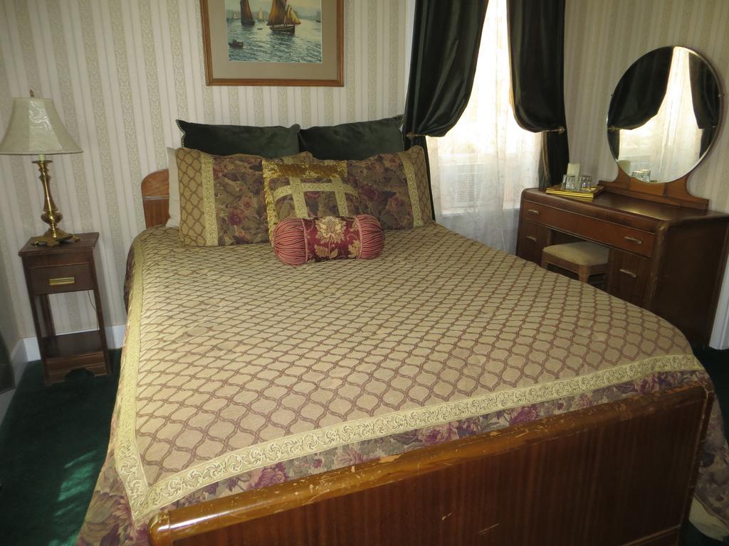 Edith Palmer'S Country Inn, Historical Bed & Breakfast Virginia City Dış mekan fotoğraf