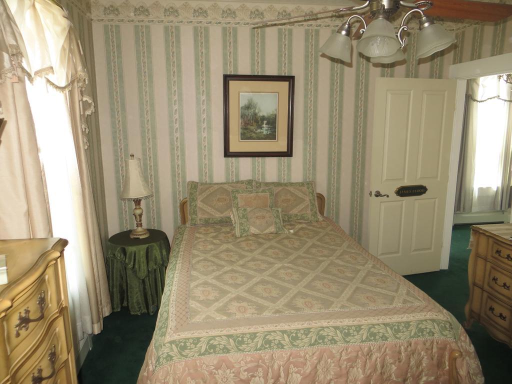 Edith Palmer'S Country Inn, Historical Bed & Breakfast Virginia City Dış mekan fotoğraf